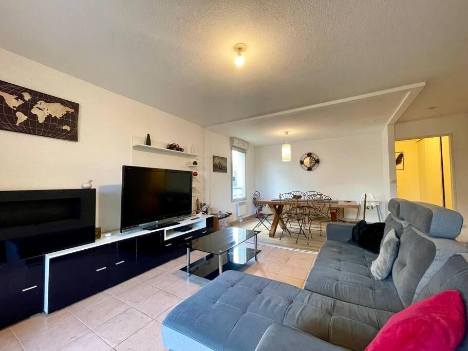 L'Appartement Michelet - Parking Prive Et Gratuit - 2Km Cite Medievale Carcassonne Ngoại thất bức ảnh